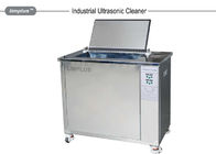 De hoge Automobiel Ultrasone Reinigingsmachine van Effiency voor het Industriële Delen Wassen